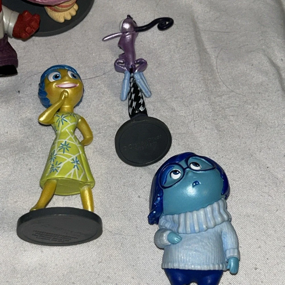 Disney‎ Inside Out Lot Of 6 PVC Figures Cake Toppers Set Joy Anger Fear F1